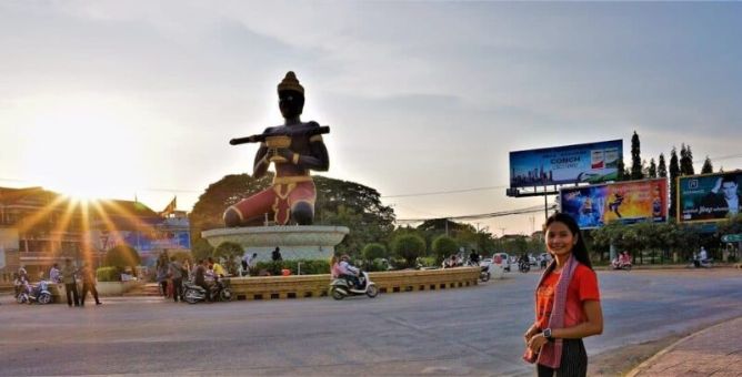 minivan taxi driver in cambodia, siem reap to battambang, minivan taxi driver in siem reap